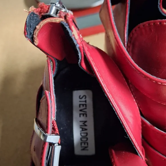 Red Women's Buckle Ankle Boots - Picture 3 of 6